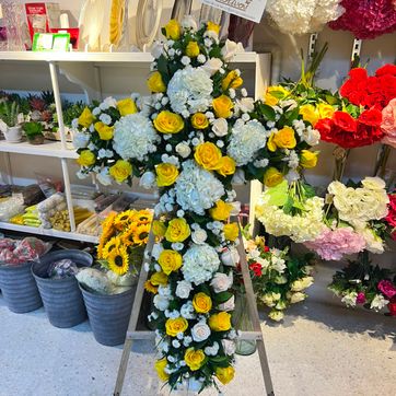 CRUZ FLORAL FUNEBRE - imagen 1