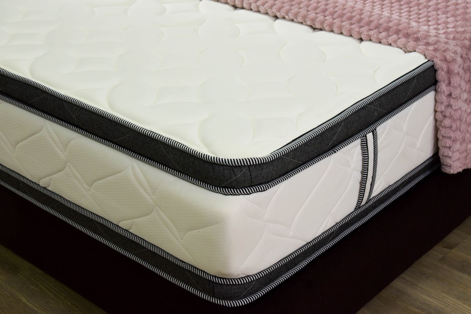 COL MONARCA 140X190X35