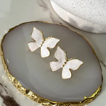 Imagen del producto Arete mariposa blanco 