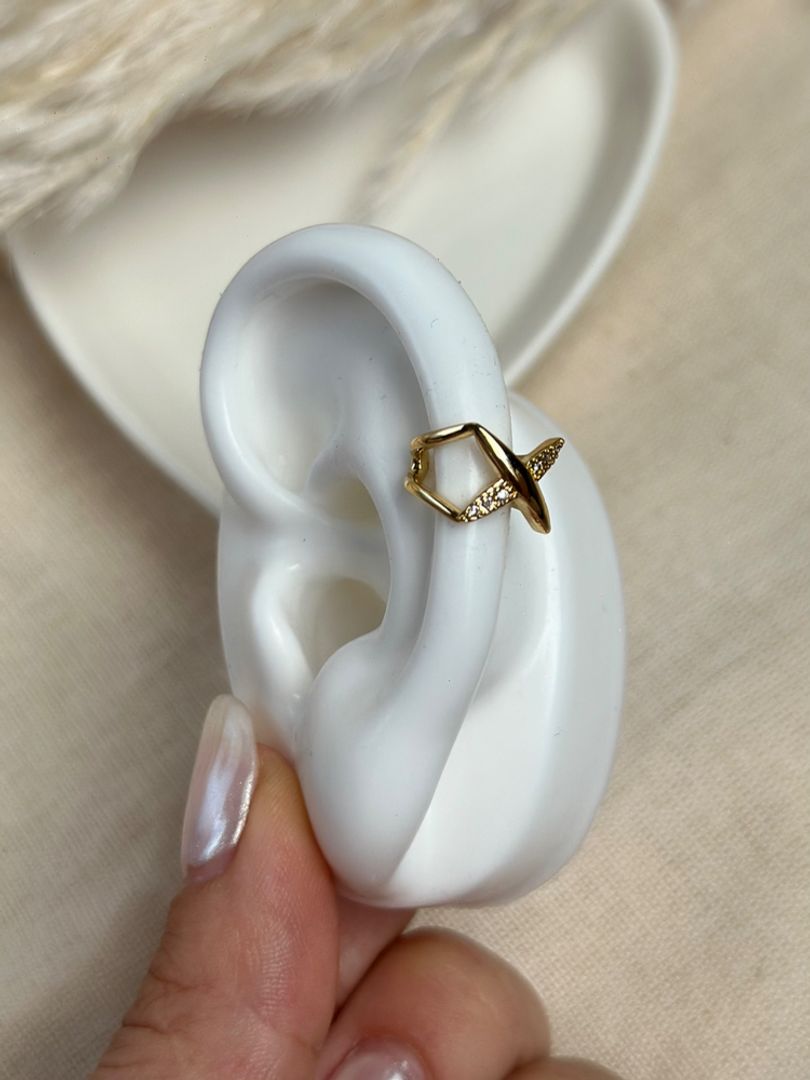 Earcuff cruzado circonias 