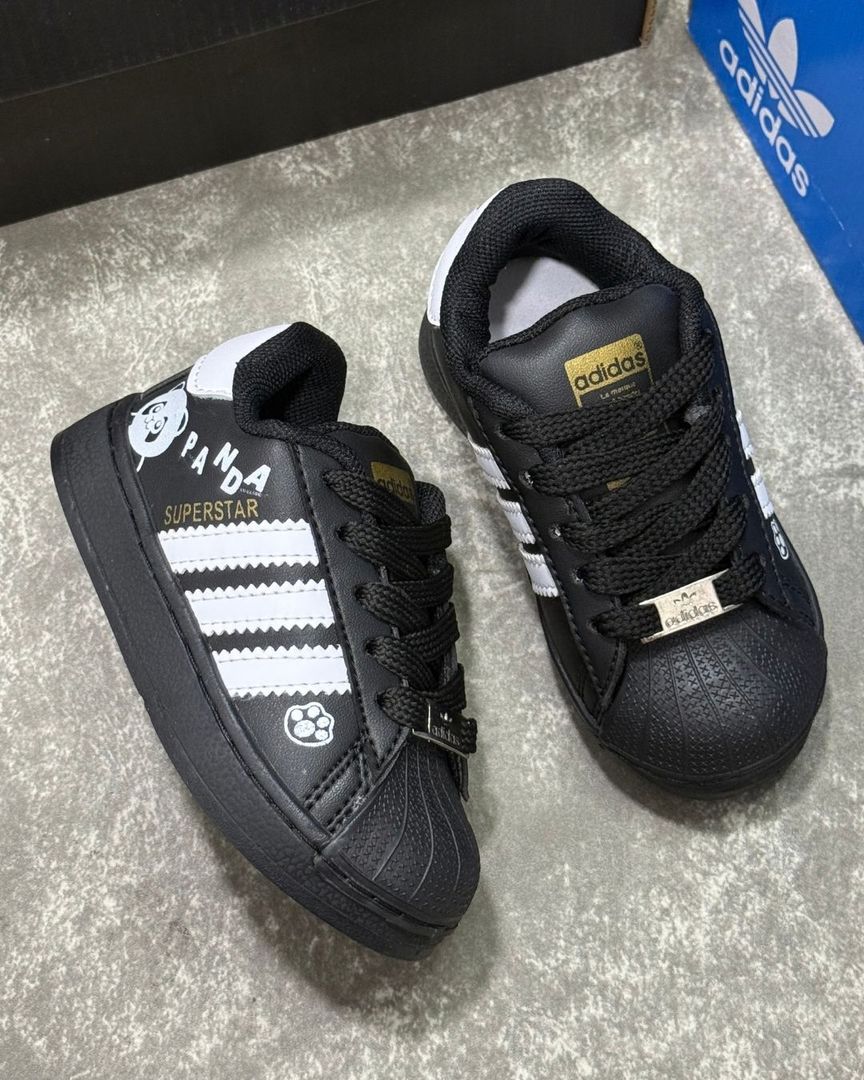 SUPERSTAR PANDA
