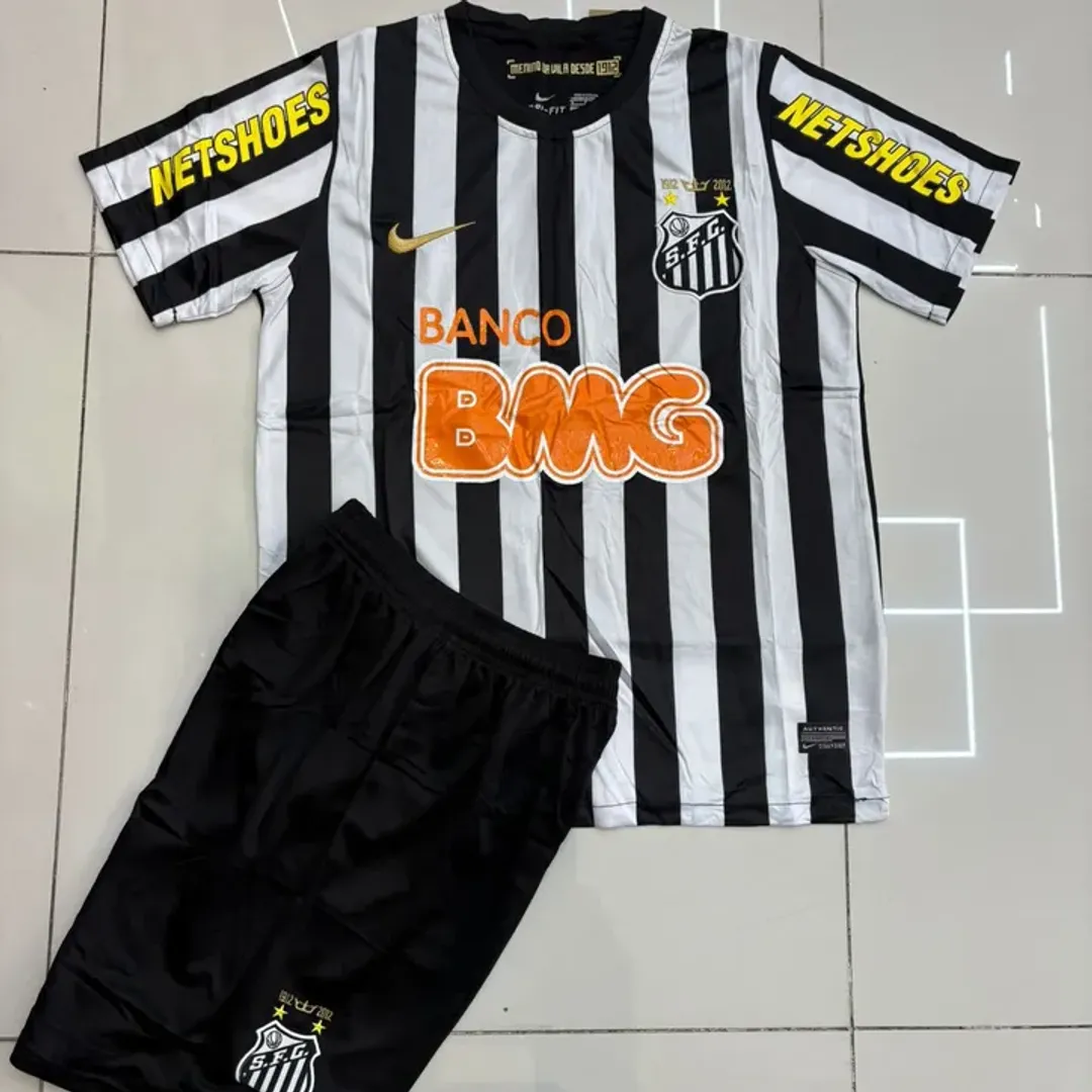 RETRO SANTOS
