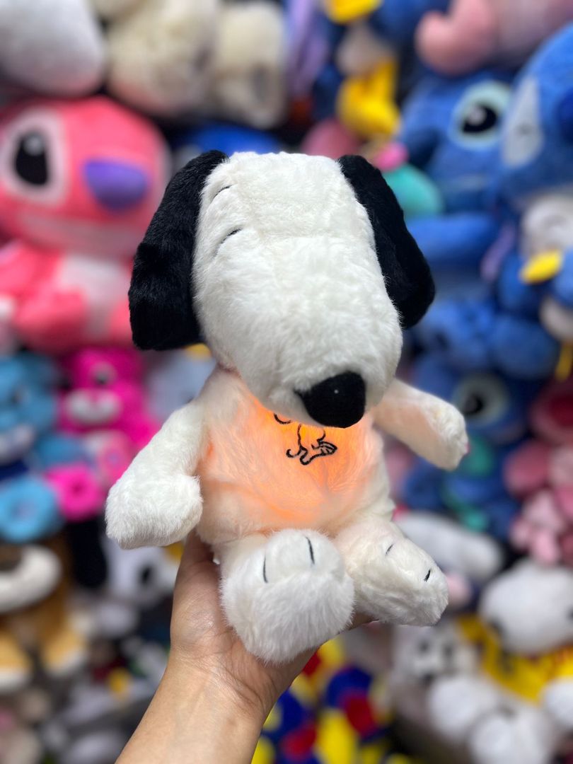 SNOOPY QUE RESPIRA 24CM SENTADO