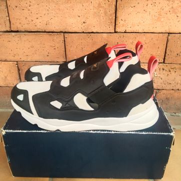 REEBOK "KAMIKAZIE LOW 2" (TALLA 8.5US) - imagen 1