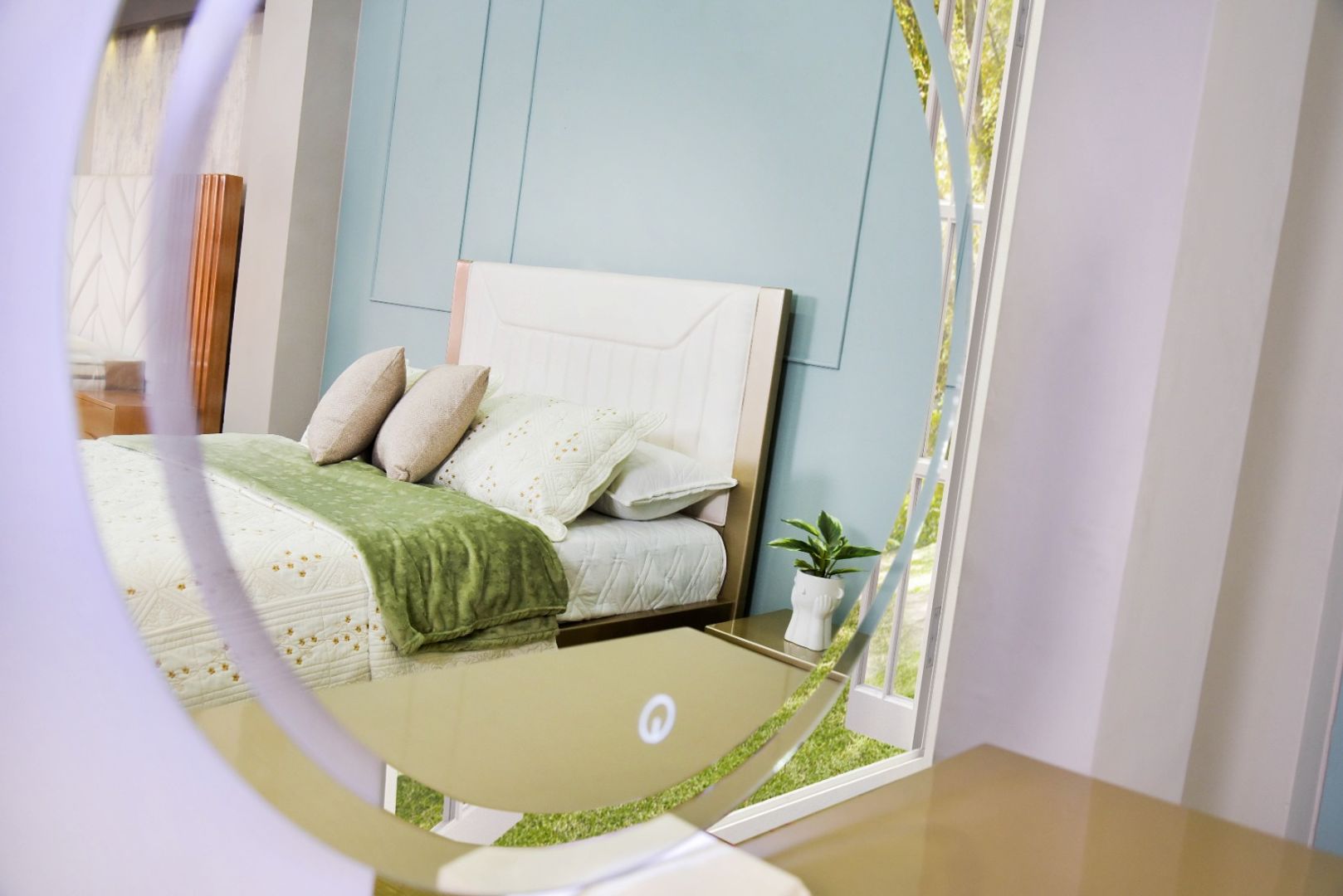 ALCOBA ALPES 140 ESPEJO CON LUZ 