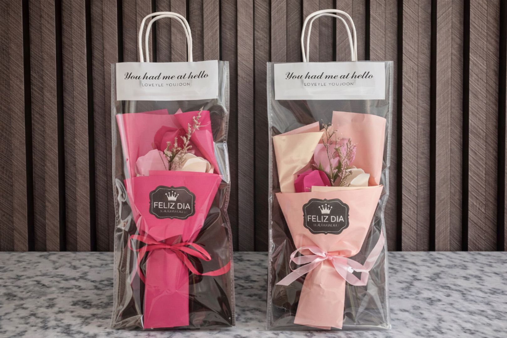 RAMO DE FLORES 30 x 15 CM 