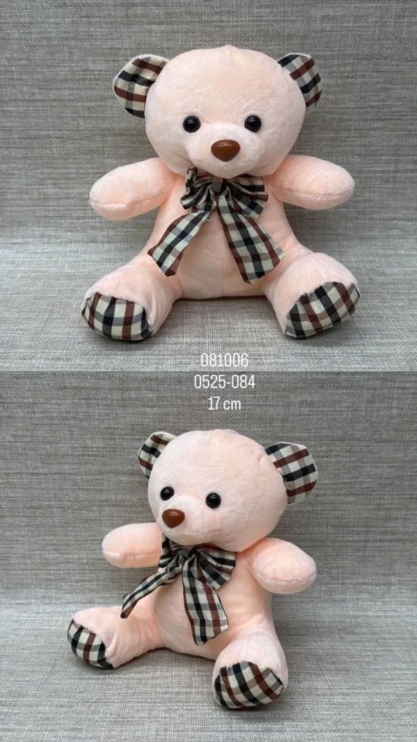 OSO CON LAZO DE CUADROS 17 CM