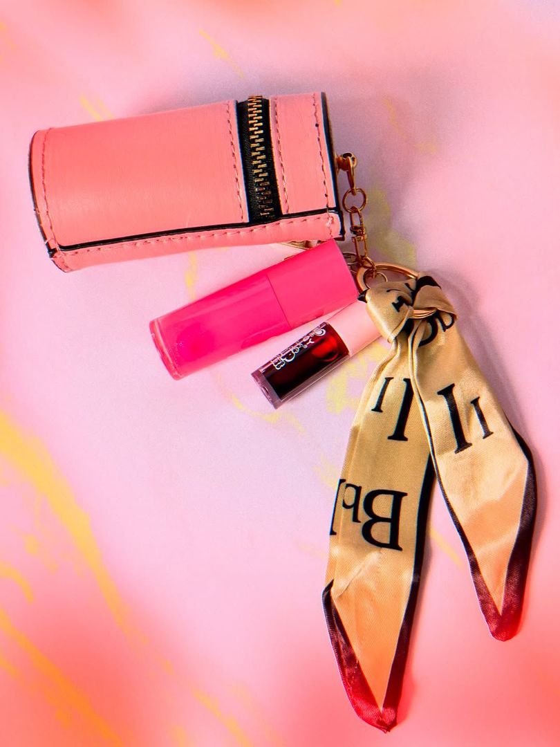 MONEDERO, LLAVERO, GLOSS Y TINTA, LIP COMBO