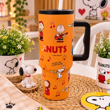 TERMO TERMICO DE SNOOPY - imagen 1