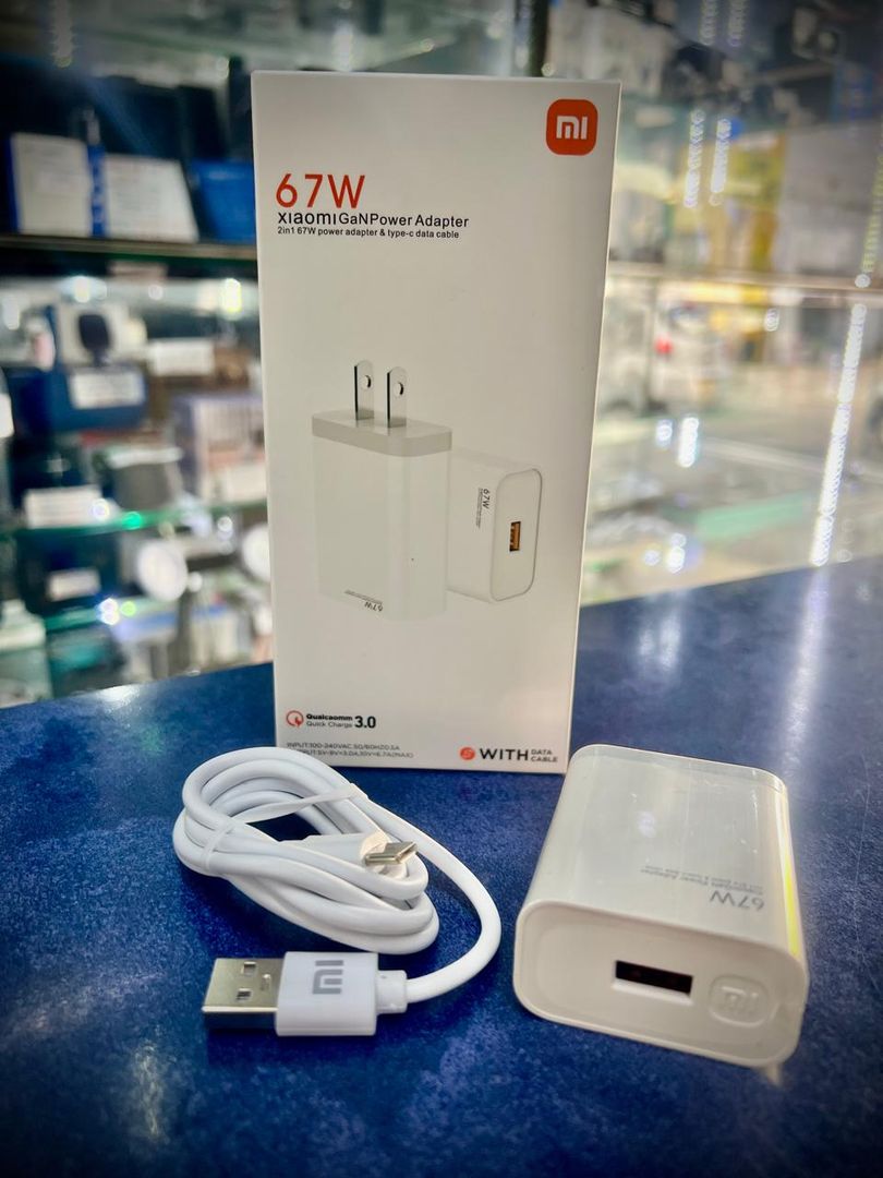 Cargador Xiaomi 67W Tipo C