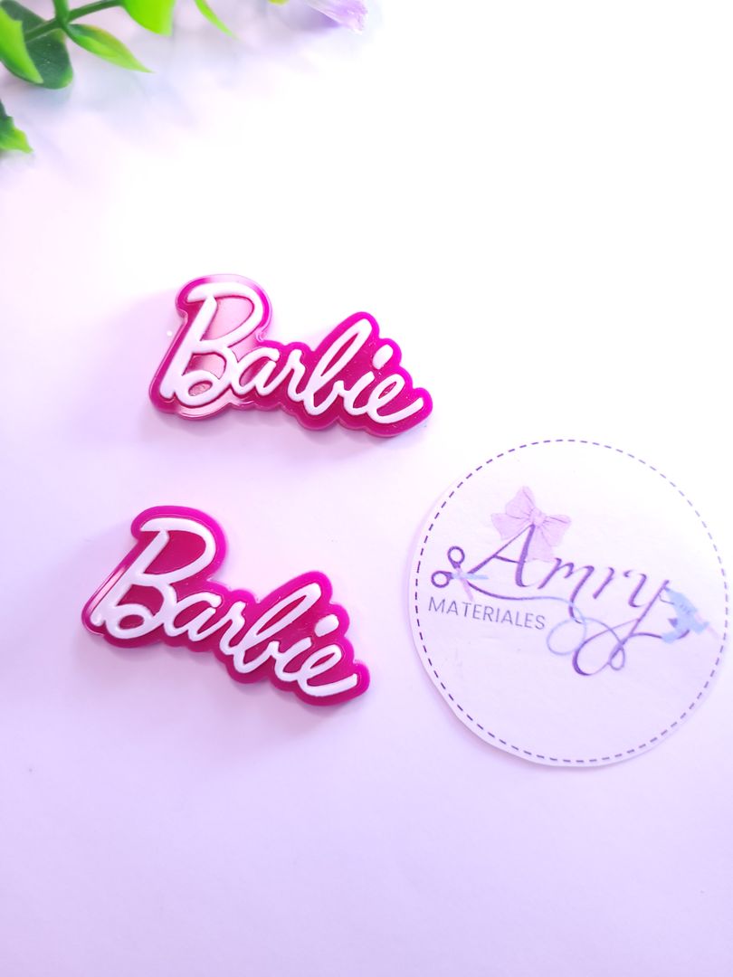 Acrílico 5x2.8cm Barbie fucsia y blanco