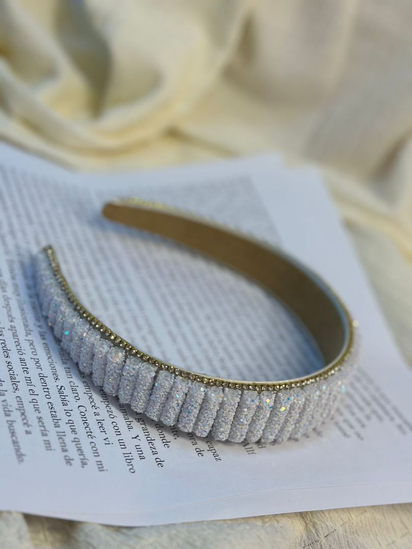 DIADEMA DECORADA