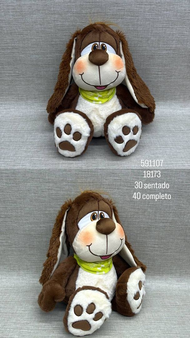 PERRITO CON PAÑOLETA (PELANAS)  40 CM 