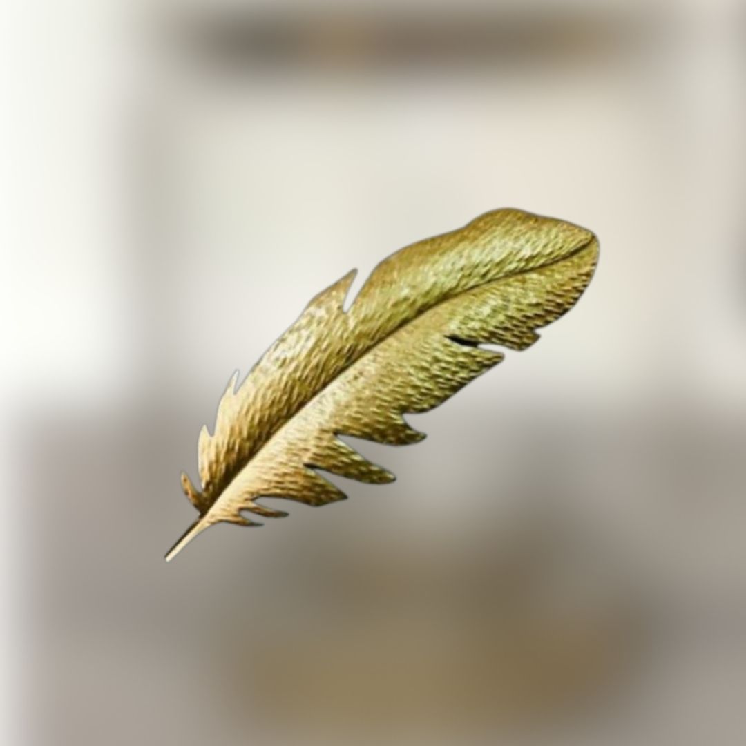 PLUMA COLOR DORADO