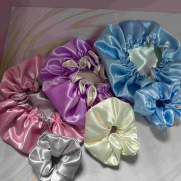 Imagen del producto Gorro de Satín + Scrunchie