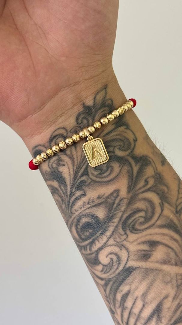 MANILLA DE HOMBRE CON INICIAL