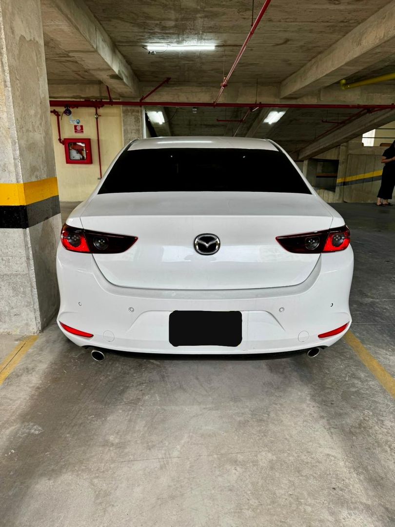MAZDA 3 AUT 2.0L TOURING 2022