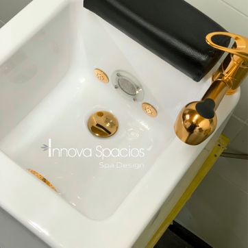 Imagen del producto PEDI SPA MONACO DORADO (No incluye grifería)