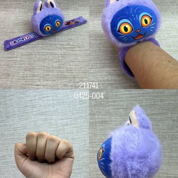 Imagen del producto MANILLA DE LAS GUERRERAS K-POP