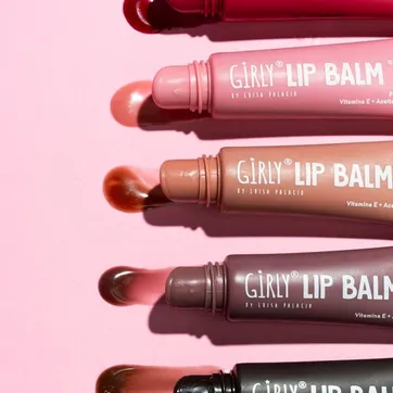 Imagen del producto Lip Balm con peptidos girly con color