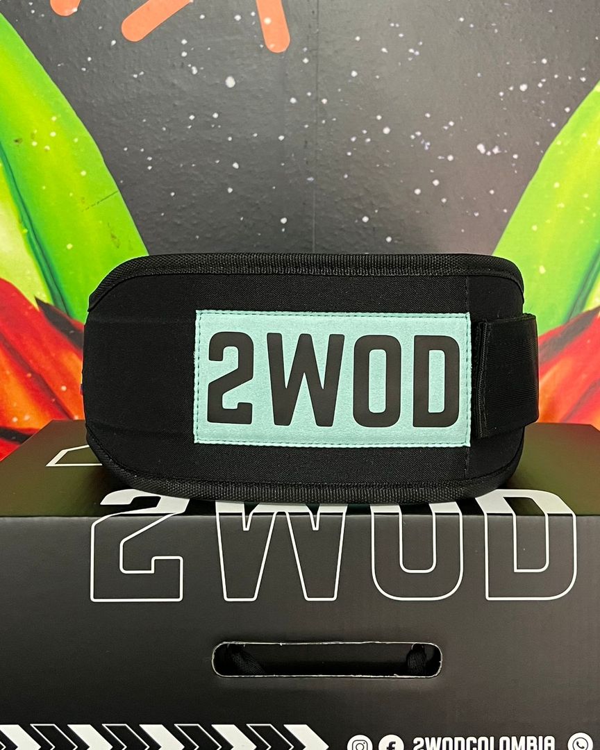 NUEVO CINTURÓN CLÁSICO VERDE MENTA