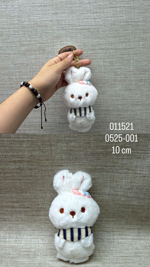 LLAVERO DE CONEJO COLOR CREMA 