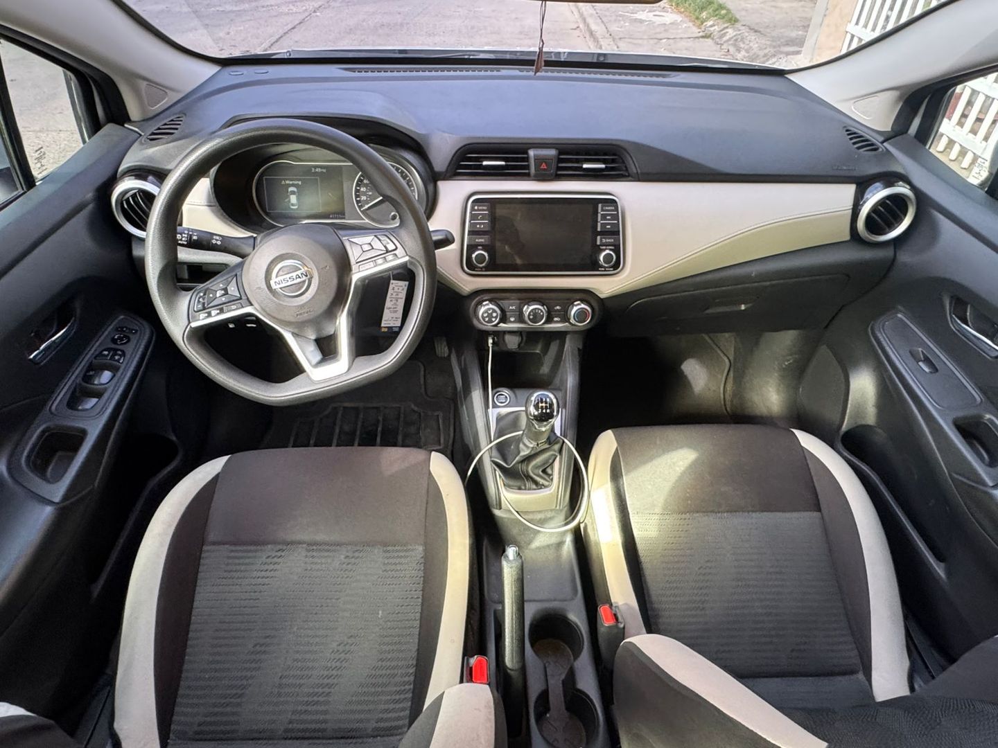 NISSAN VERSA 1.6L MEC 2022 ADVANCE