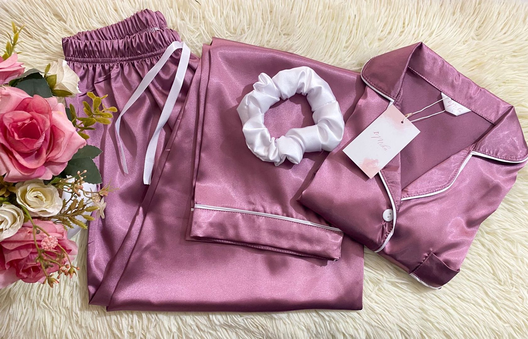 Set "Amelia" / Seda 