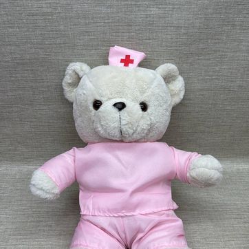 Imagen del producto OSO DISFRAZADO DE ENFERMERO 50 CM
