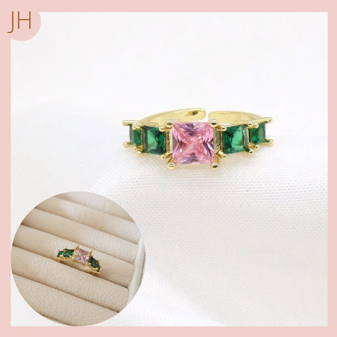Anillo Circones Verdes Y Circón central rosa 