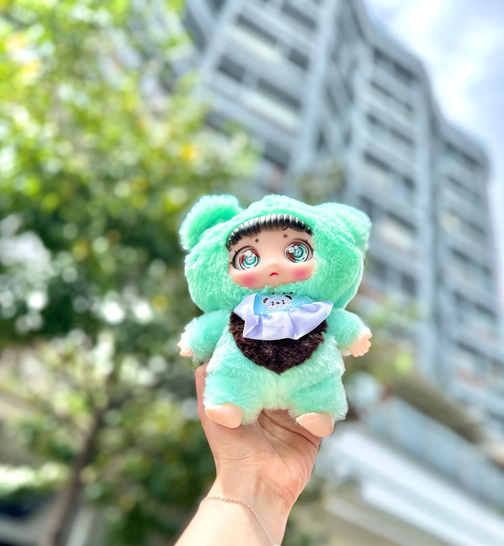 MUÑECA NOMMI COLECCIONABLES