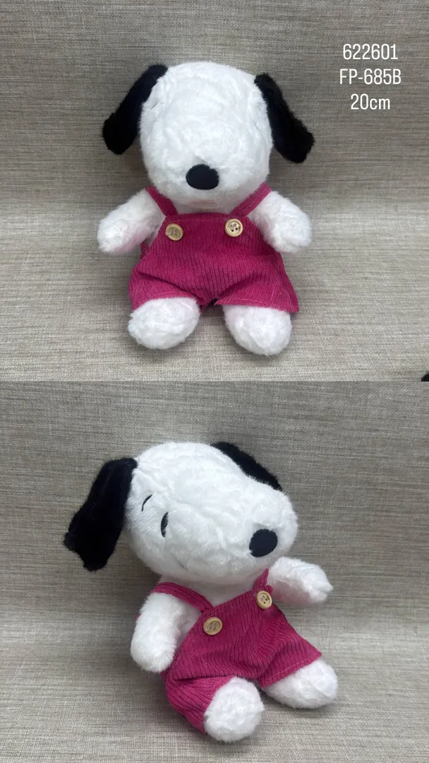 SNOOPY CON OVEROL FUCSIA 20 CM