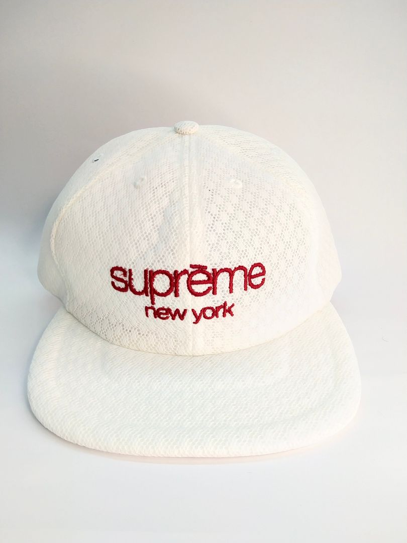 SUPREME "WHITE/RED" (AJUSTABLE 