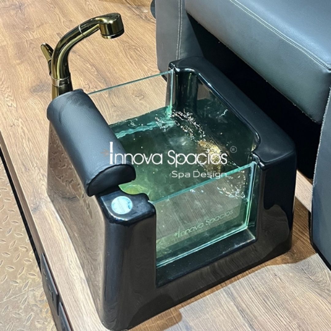 PEDI SPA LUXURY - COLORES (No incluye grifería)