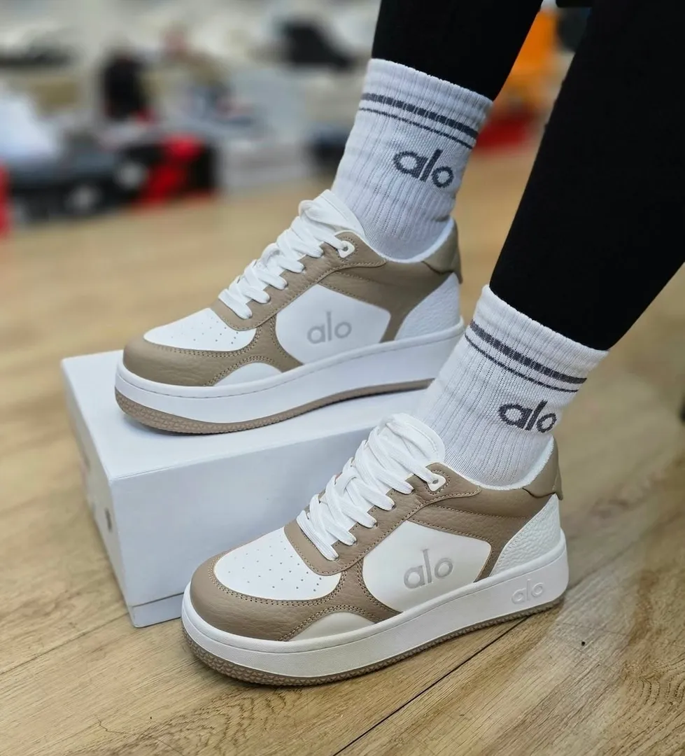 alo x 01 Classic Brown