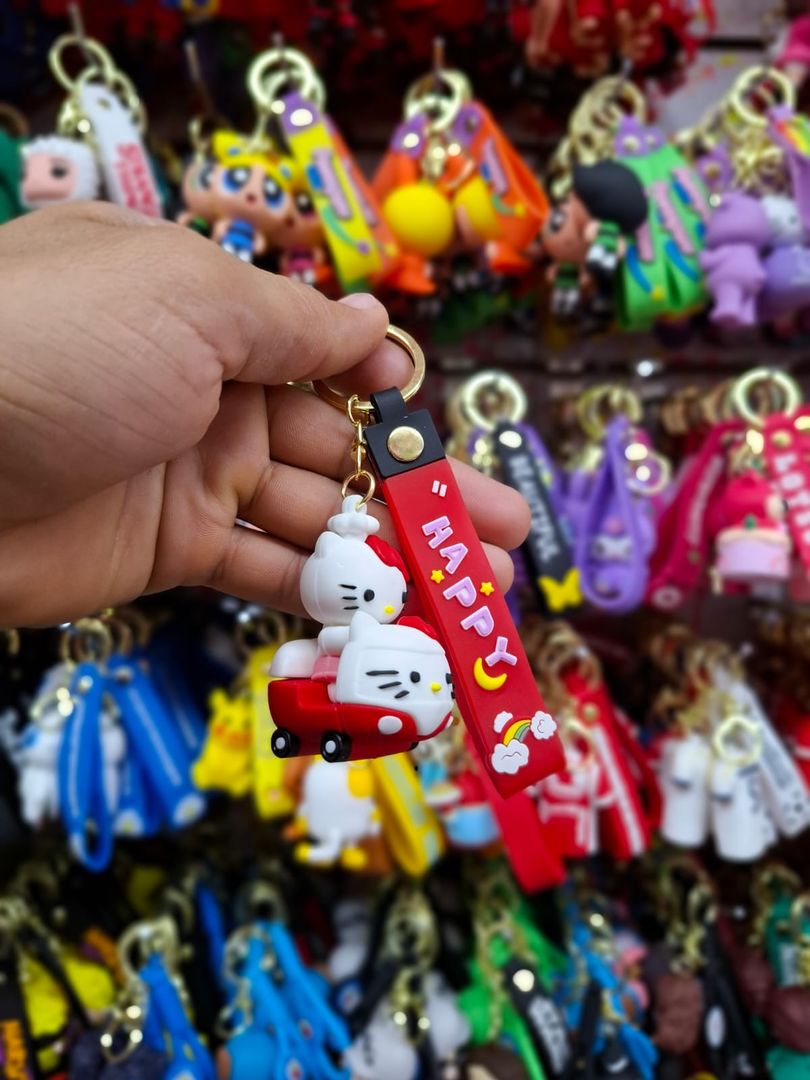 LLAVERO CARRO SANRIO 