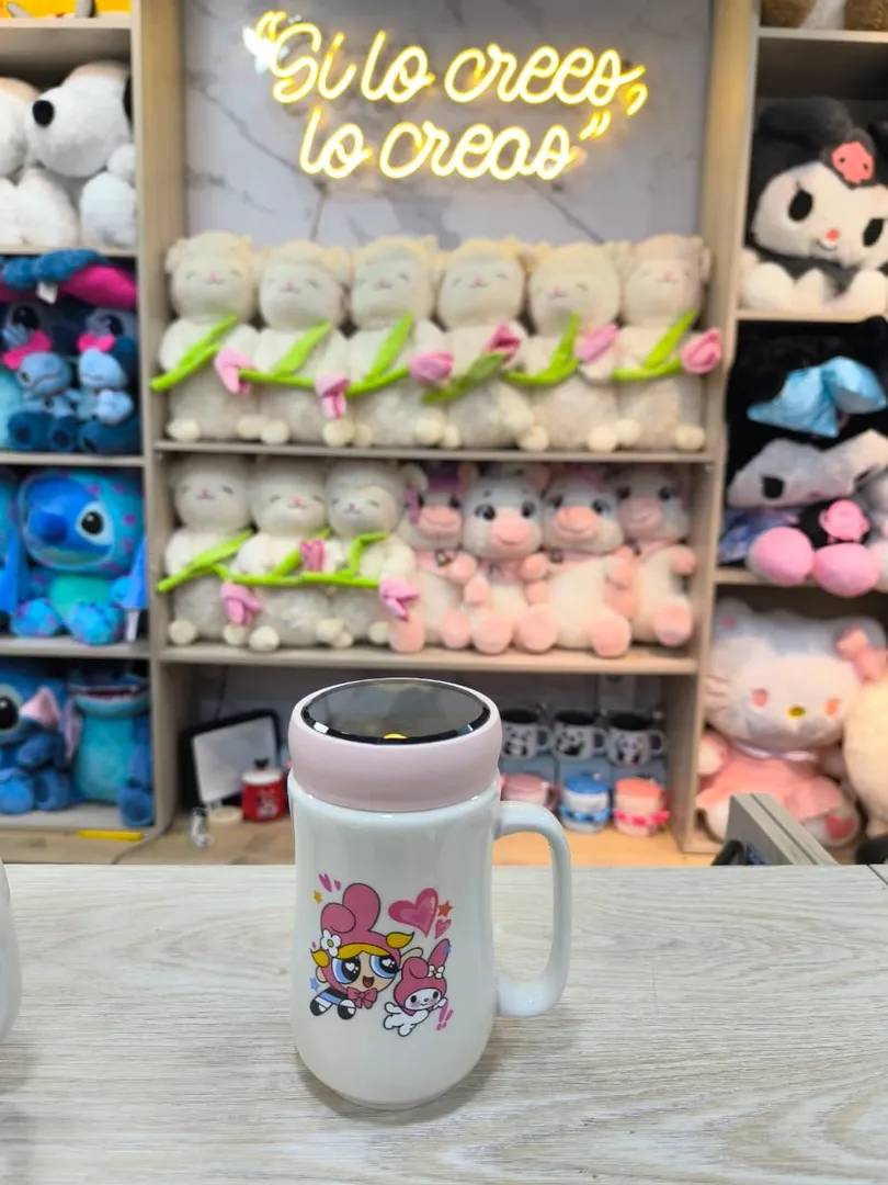 TAPA ESPEJO CHICAS Y SANRIO