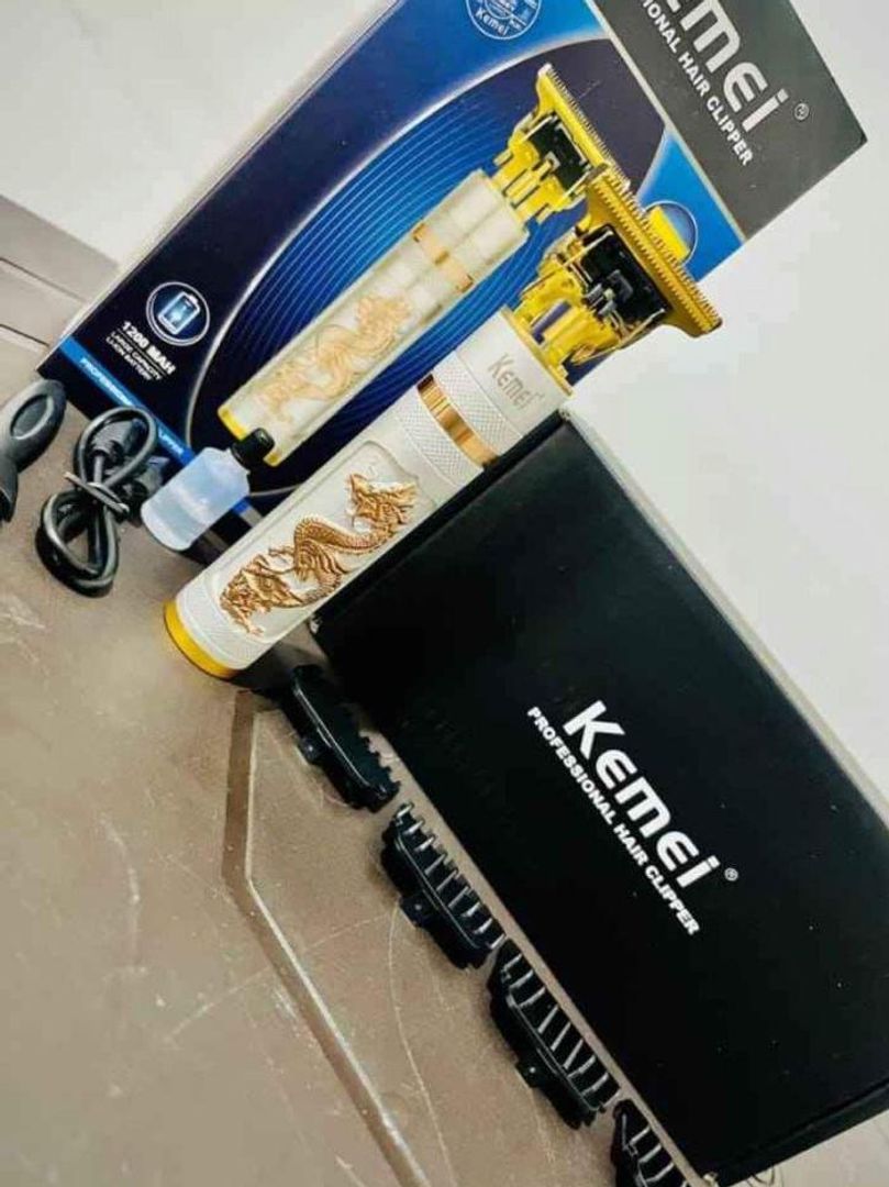 MAQUINA DE AFEITAR ELÉCTRICA PROFESIONAL