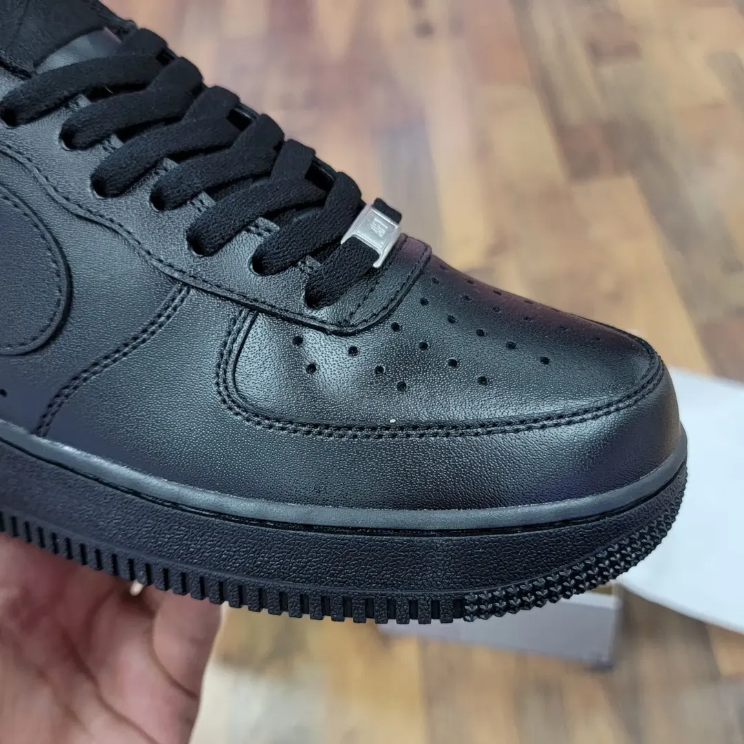 Nike airforce1 black