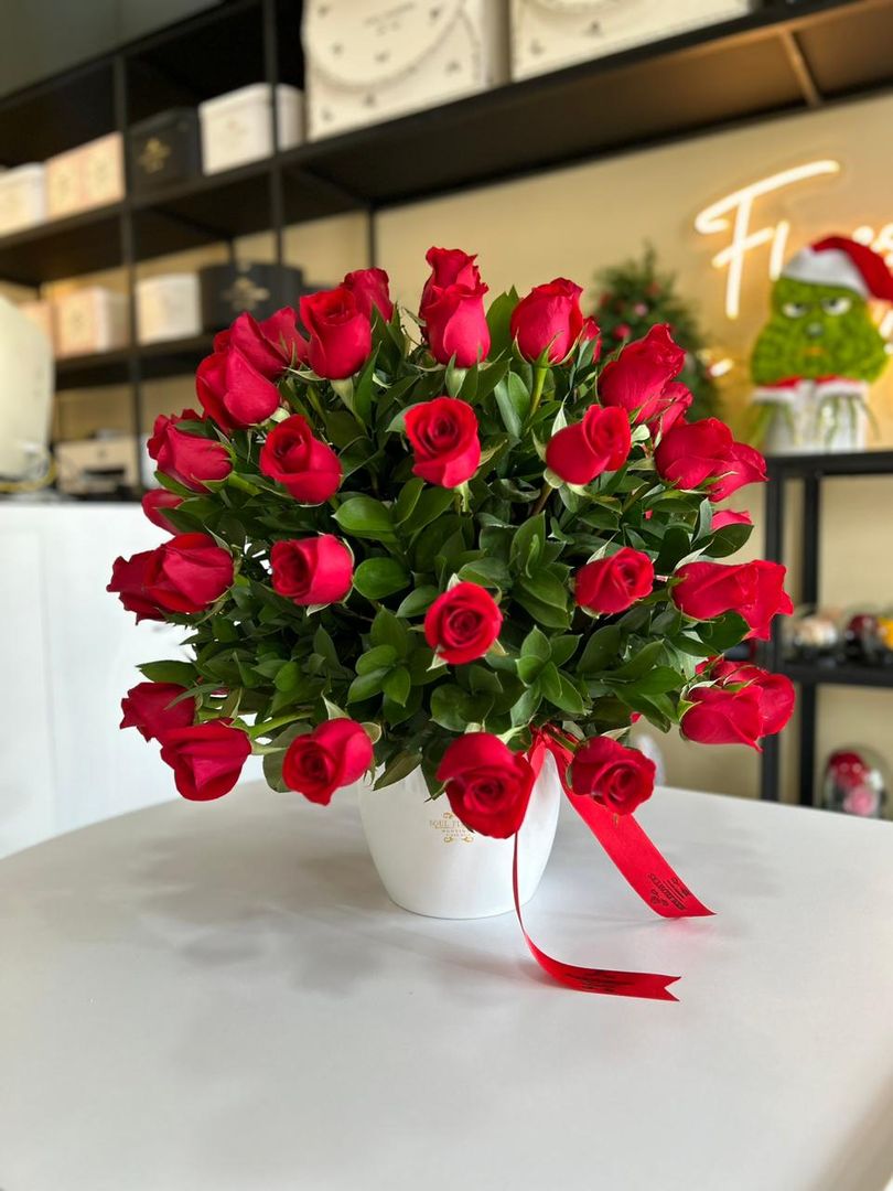 HONGO LOVE POR 75 ROSAS