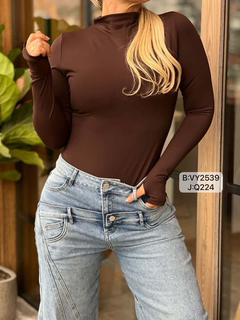 BODY MANGA LARGA CUELLO ALTO VY2539