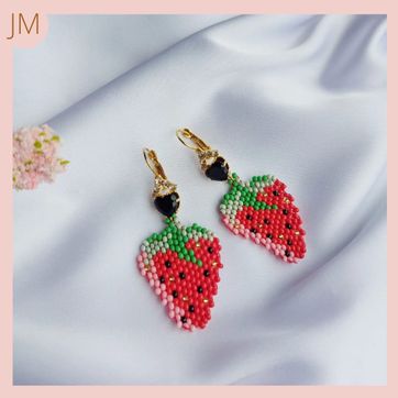 Imagen del producto Aretes Mostacilla Checa Fresas 