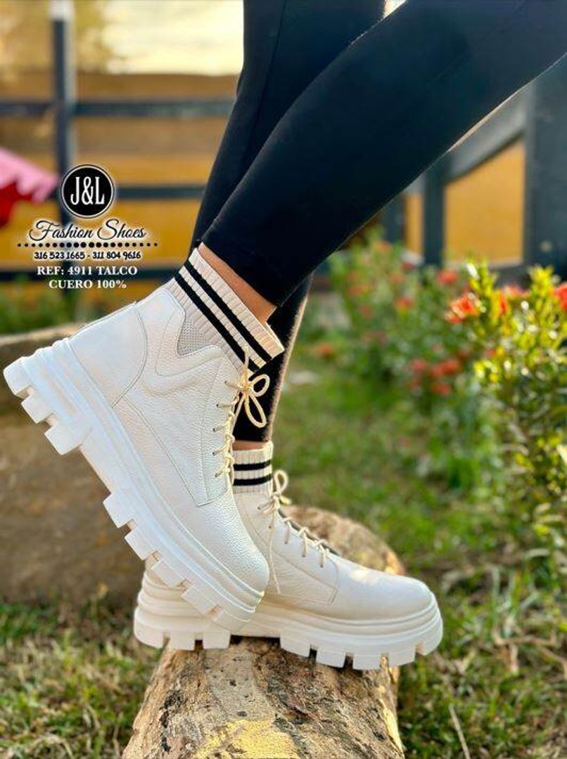 BOTINES