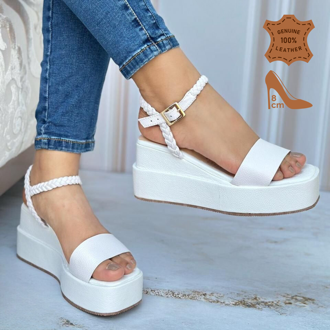 Sandalia en cuero 100%