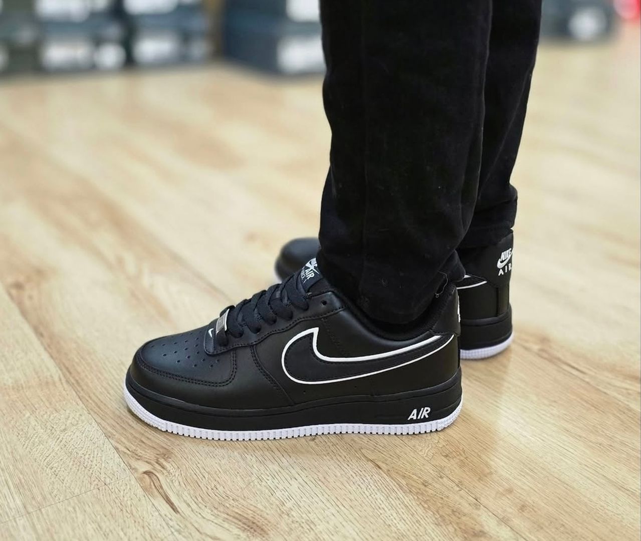 Nike AF1 Black White 