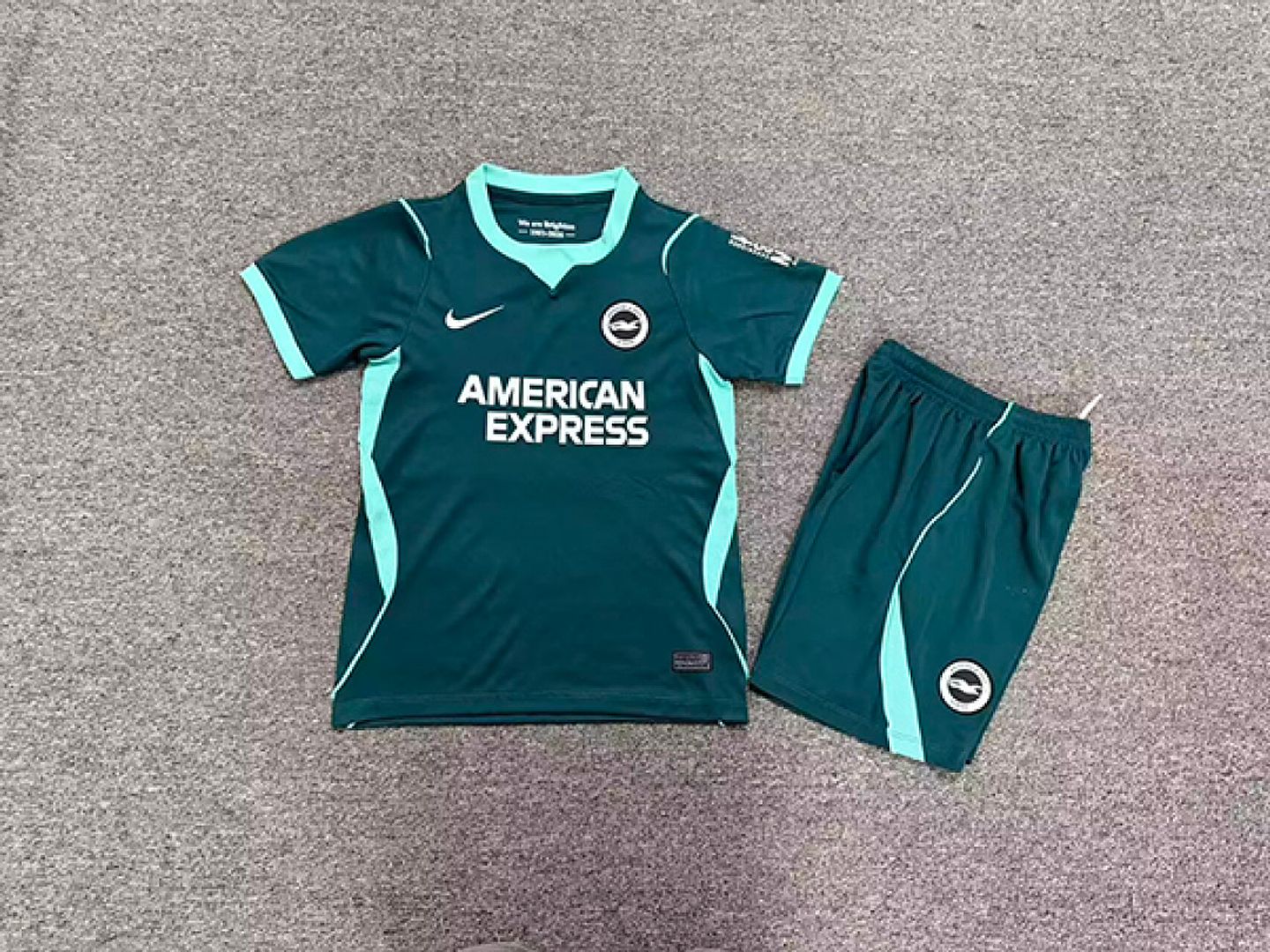 Brighton & Hove Albion 2026-27 Niño Fan