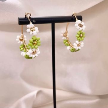 Imagen del producto CANDONGAS FLOR BLANCO-VERDE