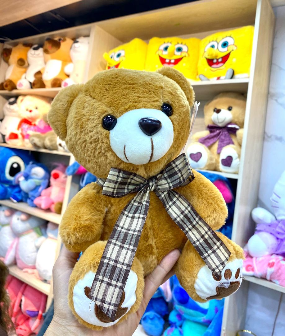 OSO HUELLAS de peluches 25cm