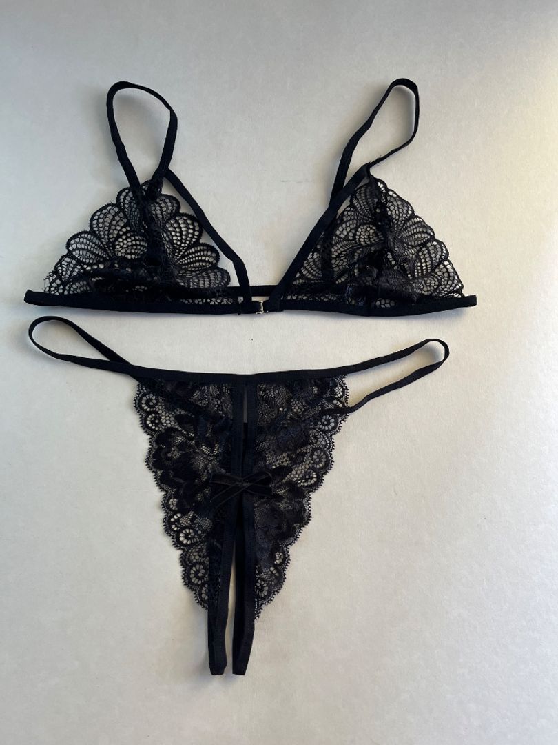 Set Básico + Panty Estilo Mariposa 