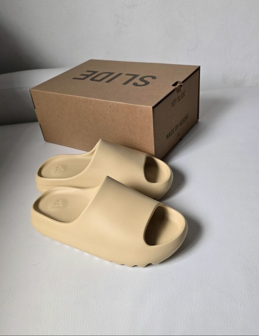 Yezzy Slide Beige